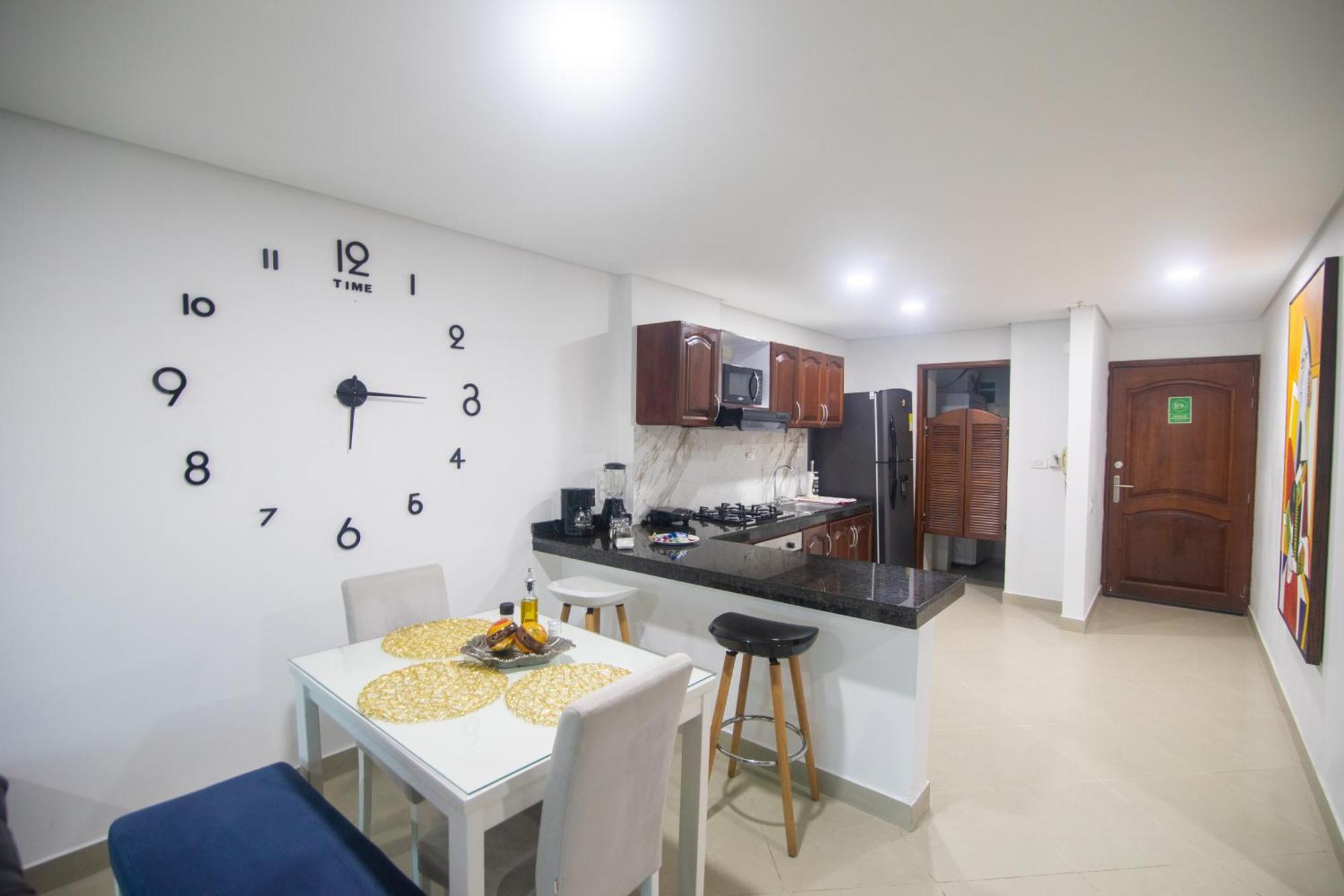 2b/2b Gorgeous Sunsets-ocean View -pool Apartamento *