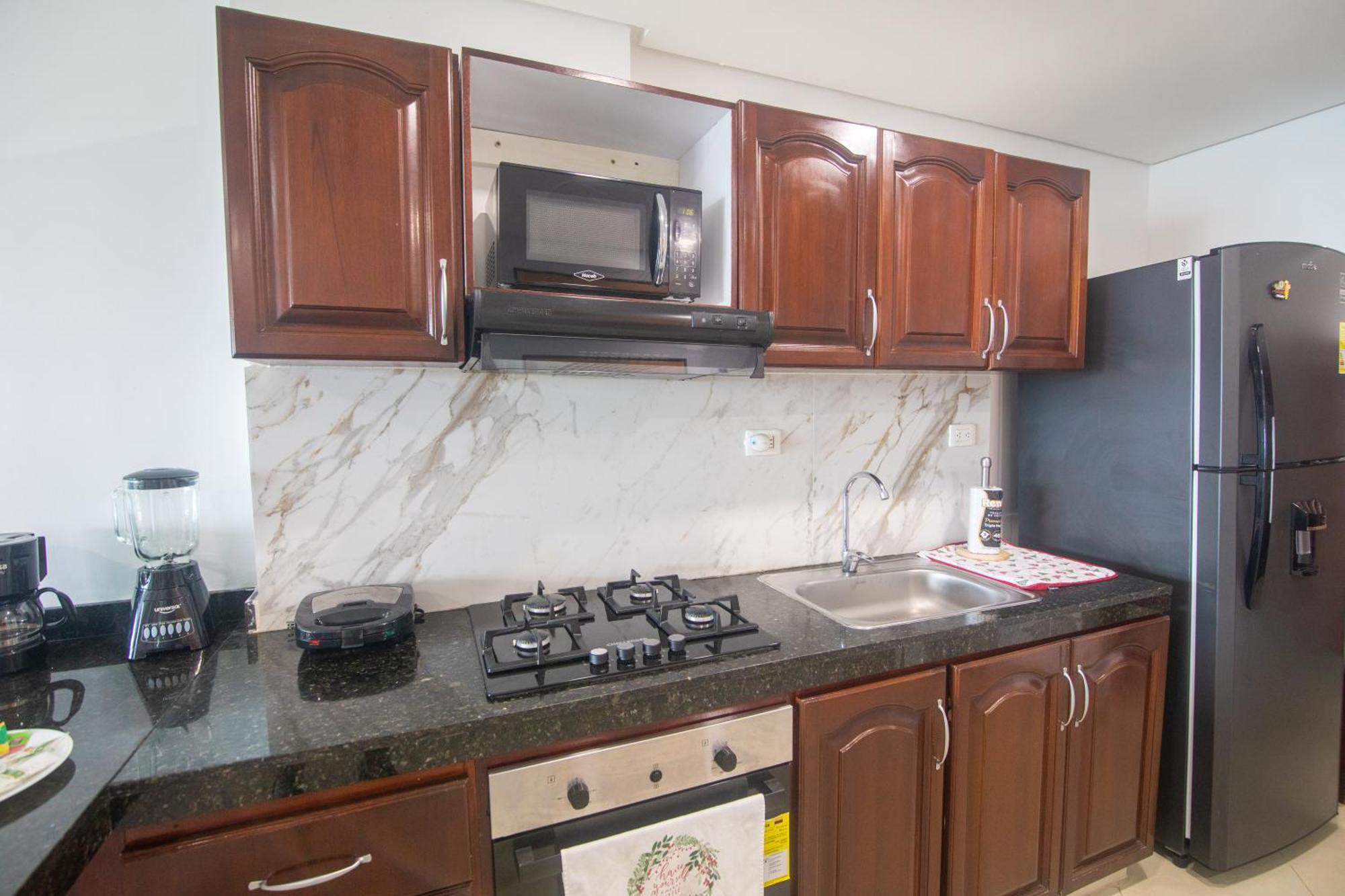 2b/2b Gorgeous Sunsets-ocean View -pool Apartment Cartagena