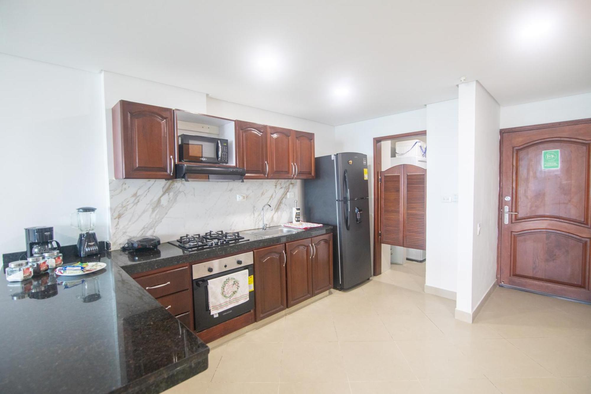 Apartment 2b/2b Gorgeous Sunsets-ocean View -pool *